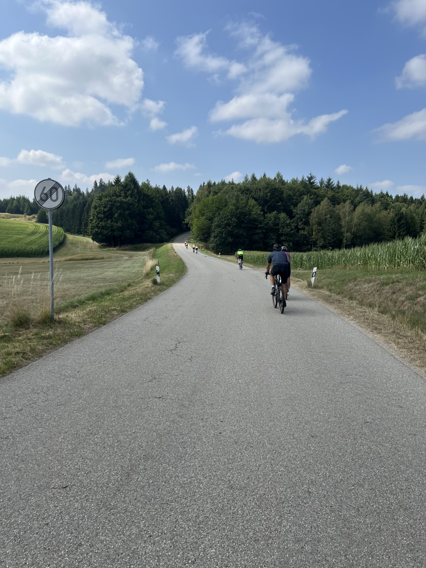 2026 08Holzlandrundfahr red1720